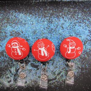 Snowman badge reel to display your ID, keys or craft scizzors. Two different clips available to attach to your clothes.