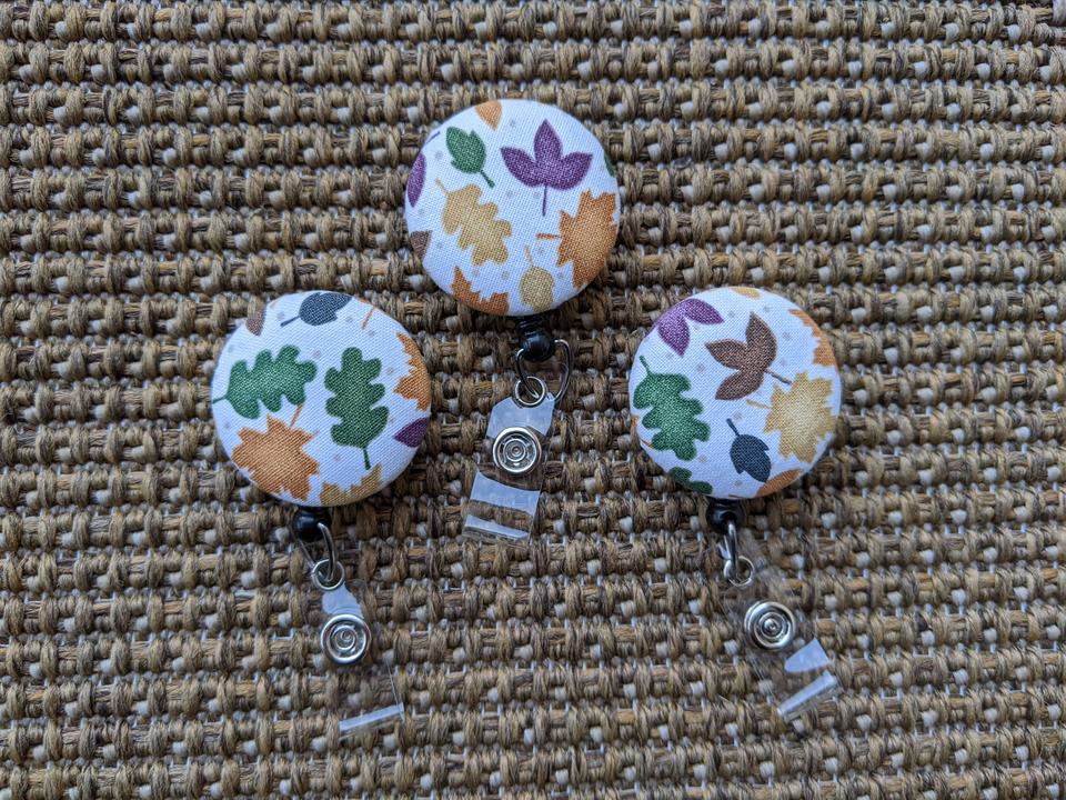 Fall leaves Badge Reel