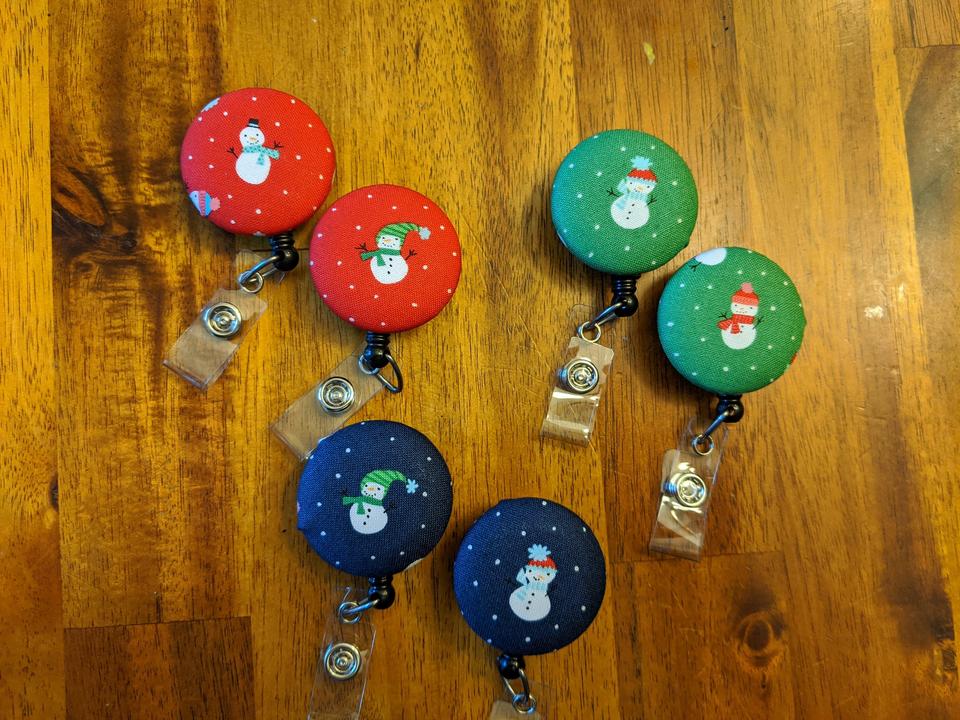 Small Snowman badge reel